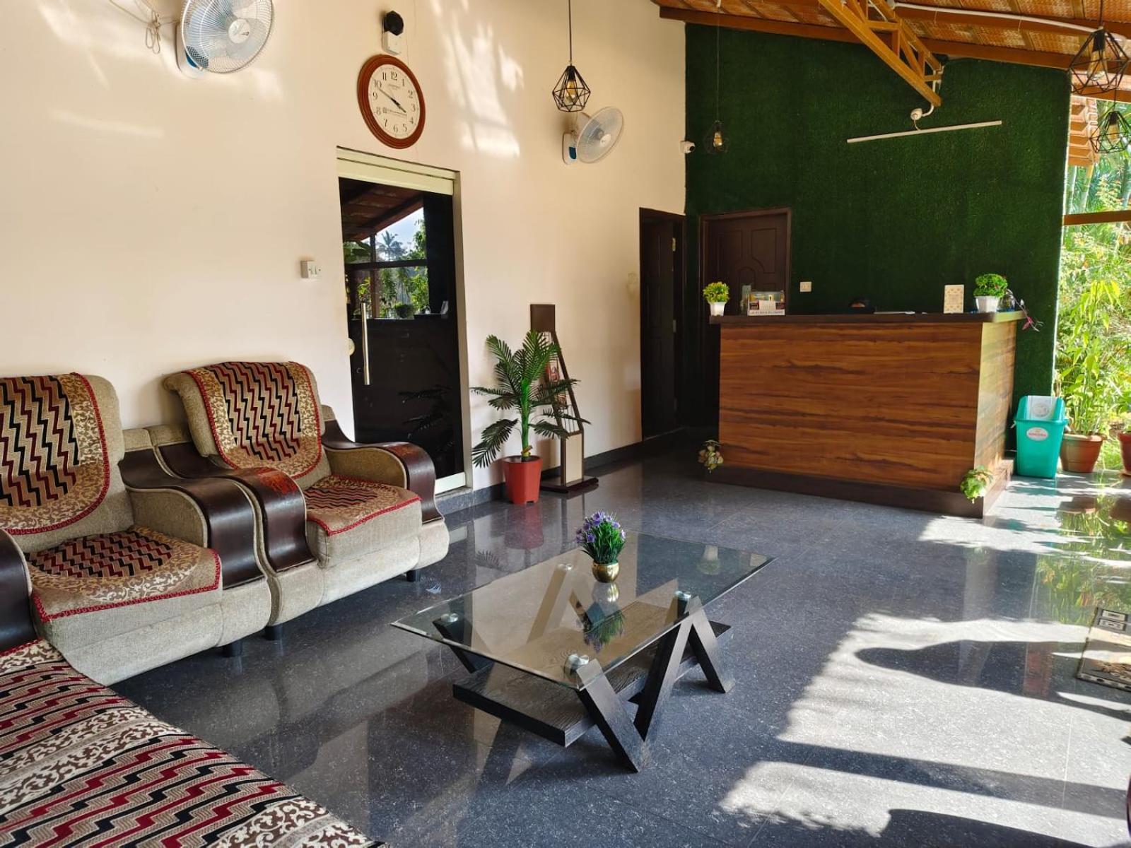 Plumeria Resort Kushalnagar Ngoại thất bức ảnh